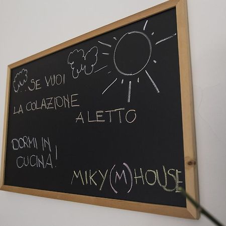 Miky M House B&B Cagliari Exteriör bild