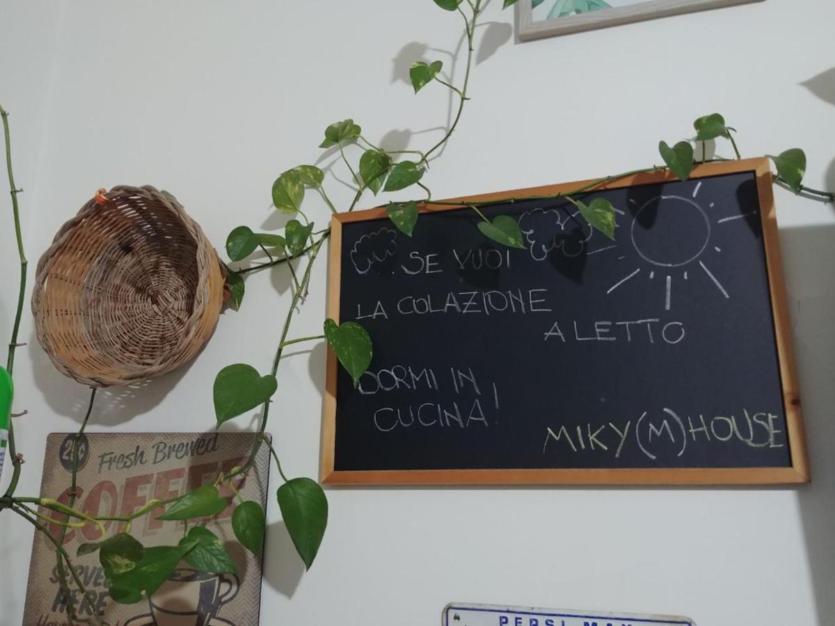 Miky M House B&B Cagliari Exteriör bild