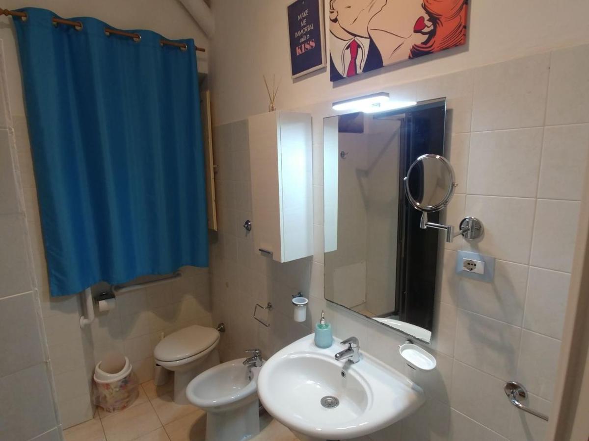 Miky M House B&B Cagliari Exteriör bild