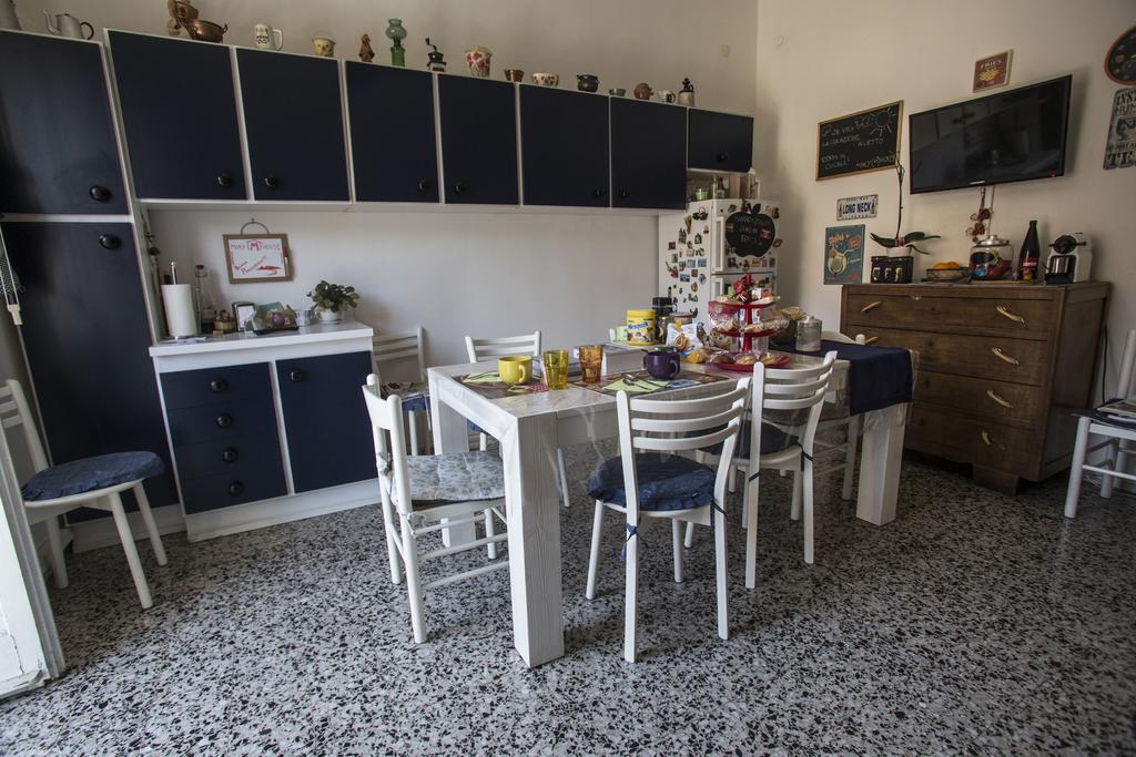 Miky M House B&B Cagliari Exteriör bild